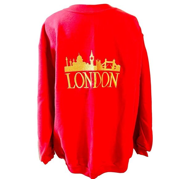 Churchill sweatshirts London Red And Gold Embroidered City men’s L - Picture 2 of 7